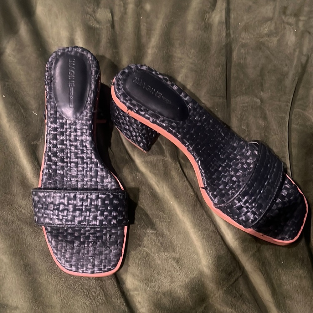 Imagine by Vince Camuto woven heel size 8